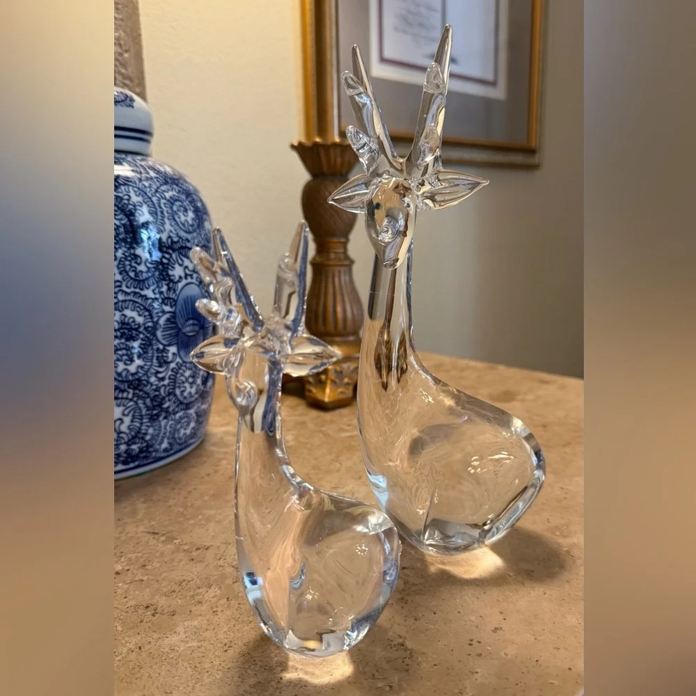 Vintage Clear Art Glass Reindeer Figurines - Set of 2 (Mid-Century Style)